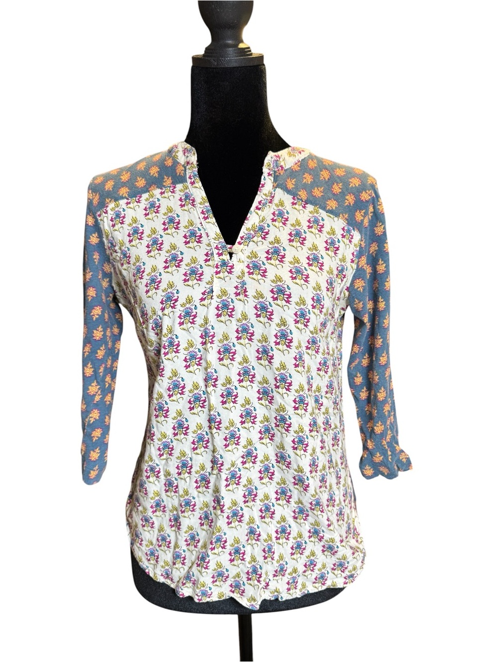 Maeve by Anthropologie Mixed Floral Print Split Neck Top Blue White XS